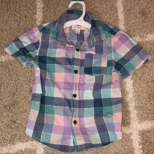 Short sleeve plaid button up